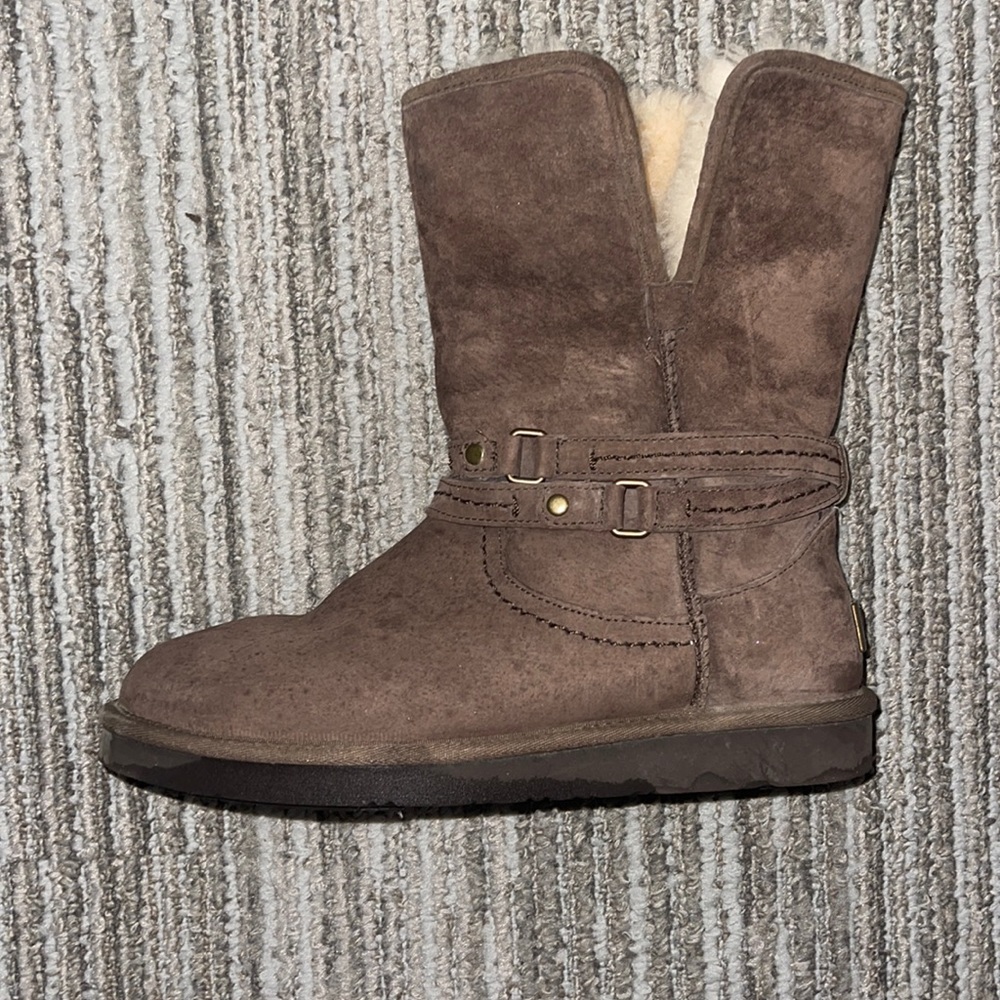 UGG -Chocolate Brown with buckle accent